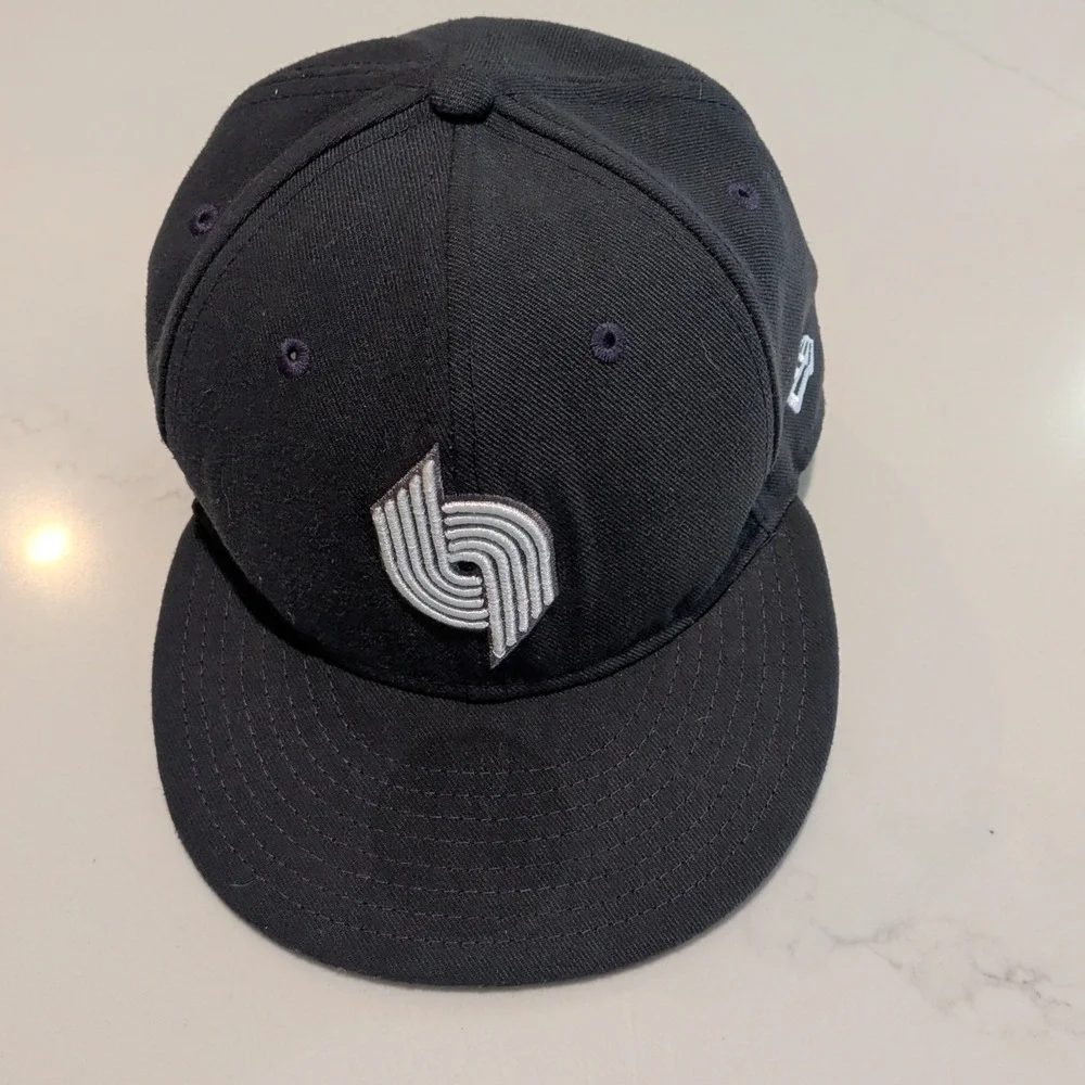 Portland Trail Blazers NBA Black New Era 59Fifty Cap Hat Size 7 1/4